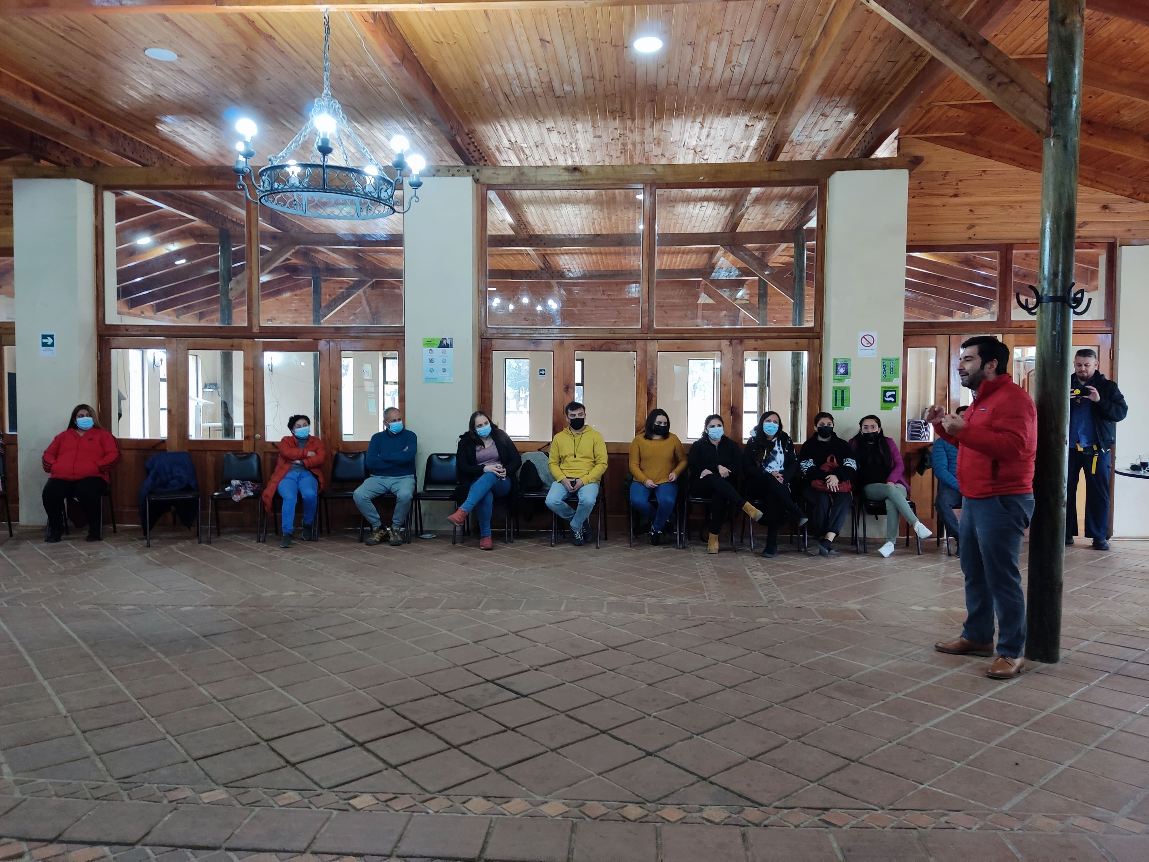 Comienzan a impartir talleres de bienestar emocional para docentes de Pelarco